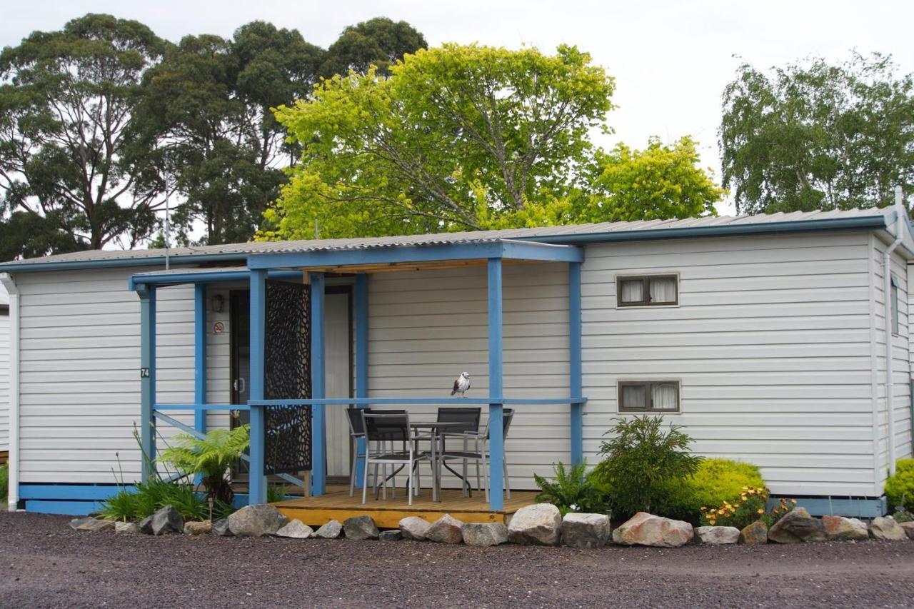 Strahan Retreat Holiday Park Esterno foto