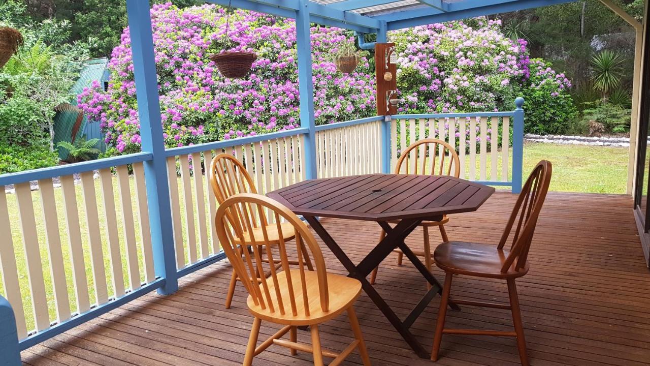 Strahan Retreat Holiday Park Esterno foto