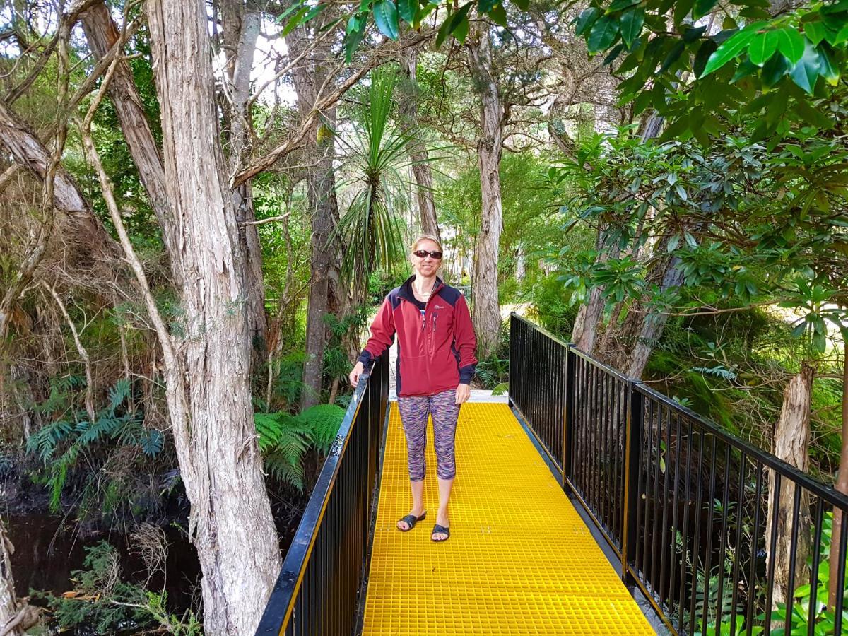 Strahan Retreat Holiday Park Esterno foto