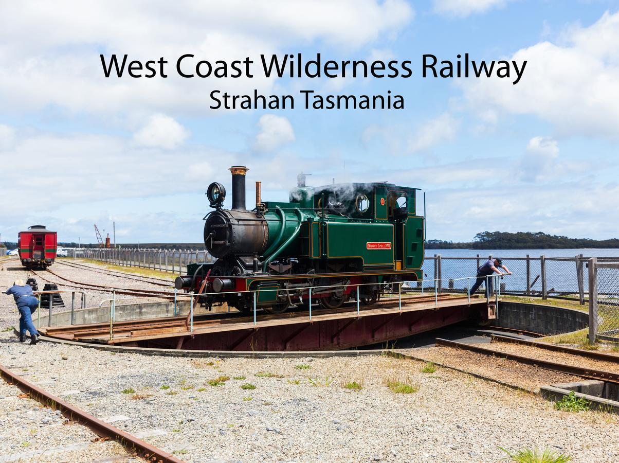 Strahan Retreat Holiday Park Esterno foto